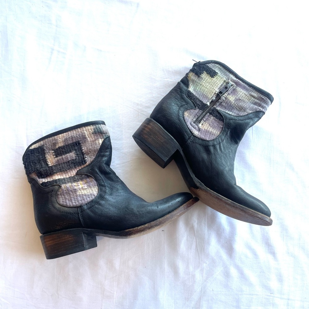 Freebird by‎ Steven Black and Gray Ankle Boots